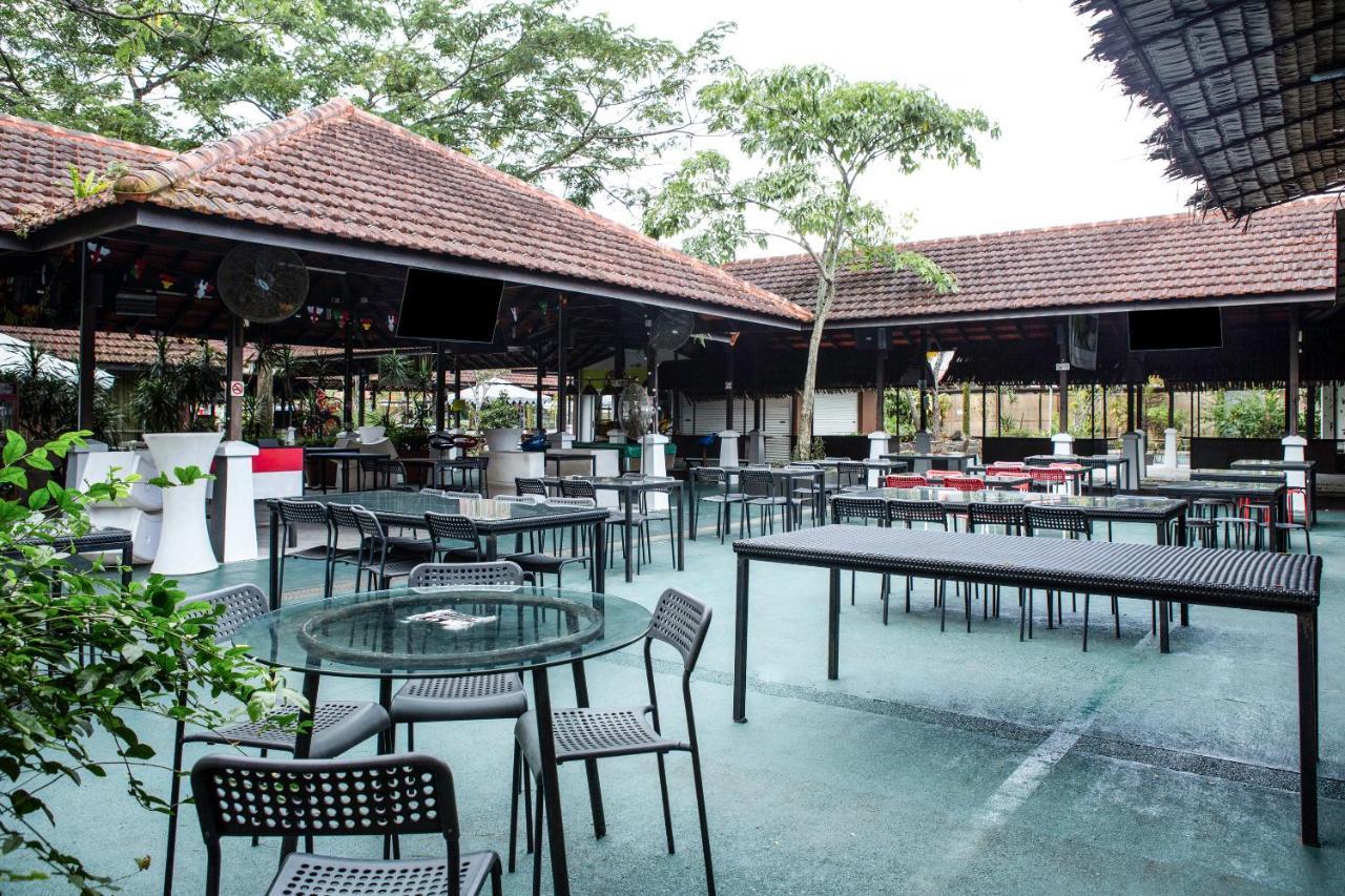 Oyo 105 Gallop Kranji Farm 3* Singapore